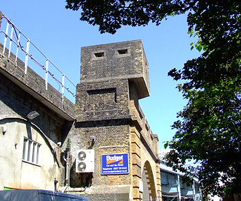 Putney Bridge pillbox