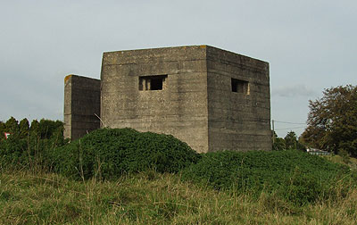 Appledore pillbox